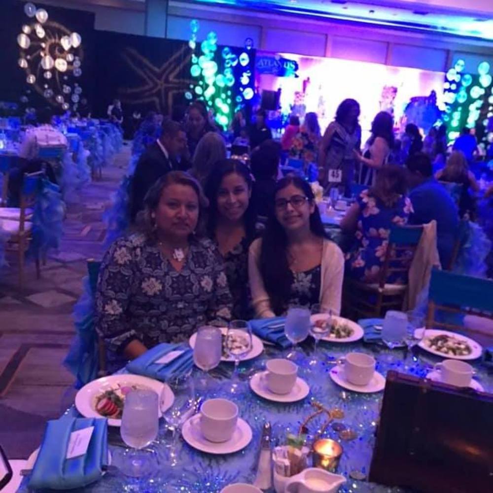 Meet your Posher, Hilda